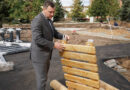 Глава города проинспектировал ход работ по реконструкции Троицкого парка
